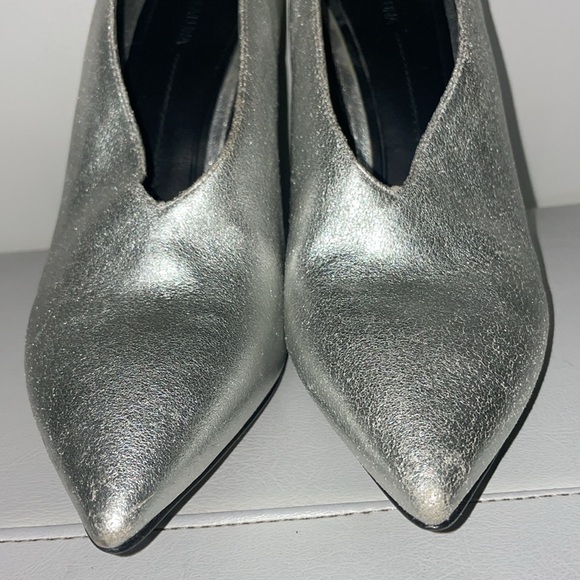 Rare silver leather Stella Luna v cut booties heels 38 - Picture 13 of 13